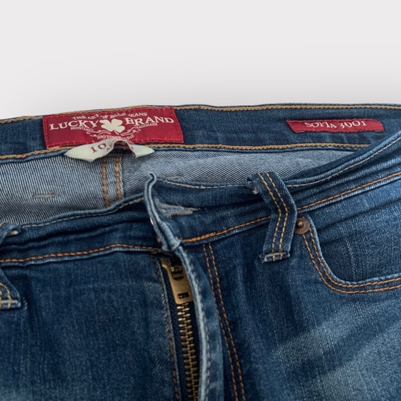 Lucky Brand dark wash Sophia bootcut flare jeans size 10 (27”) x 30” - Picture 5 of 10